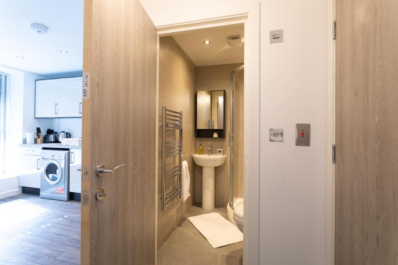 Hoemli Smart City Centre Apartment Leicester Exterior foto